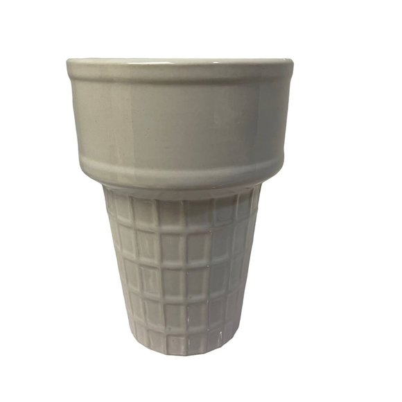 Vintage Collectible Ice Cream Cone Shaped Cup Ceramic White 4 1/2"  X 4" - Picture 4 of 5